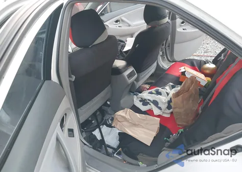 2008 Toyota Camry Le z USA, uszkodzony, nr VIN 4T1BE46K78U752613